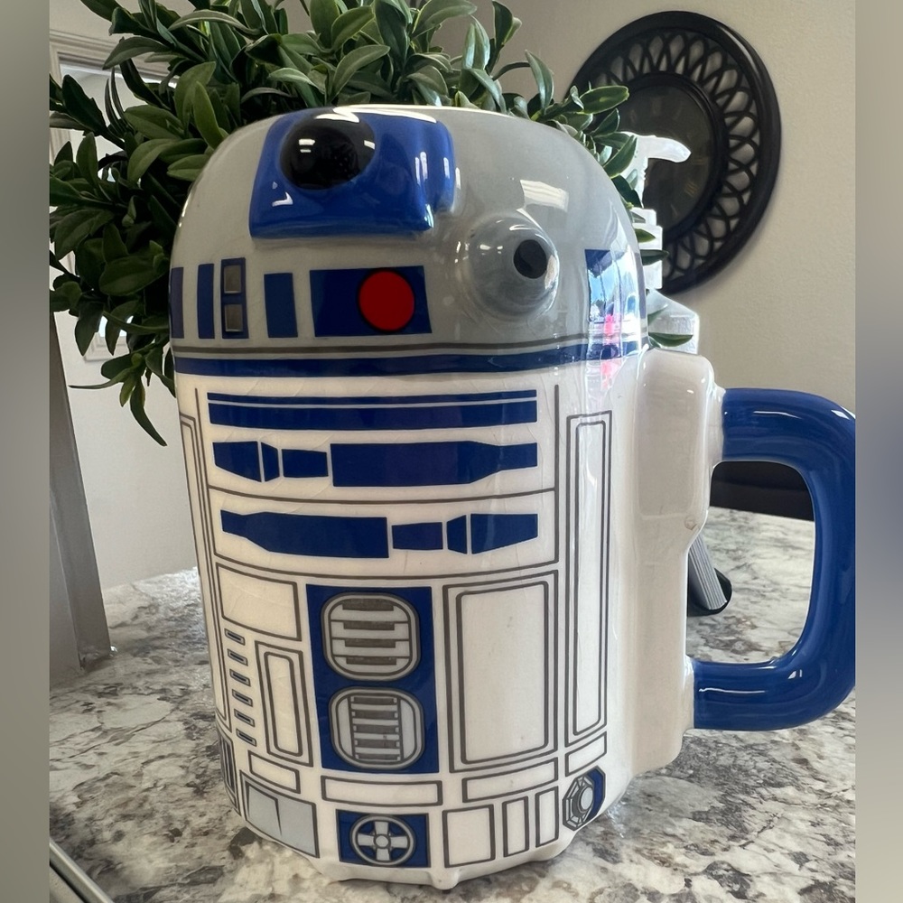 Vandor Star Wars R2-D2 20 Ounce Ceramic Sculpted Mug